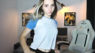 Watch Daisyy New Porn Video [Myfreecams] - doggy, sexy body, nice tits, c2c, teen