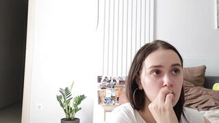 evi_woow Hot Porn Video [Chaturbate] - feet, new, young, brunette, cute
