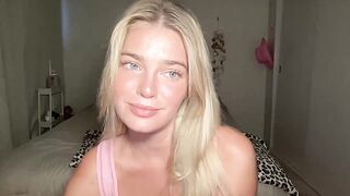 littlemaryjane19 Hot Porn Video [Chaturbate] - feet, new, 18, squirt, teen