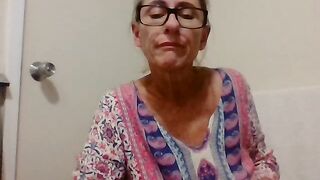 RoxytheBluepill HD Porn Video [Stripchat] - flashing, gagging, big-clit, masturbation-mature, role-play