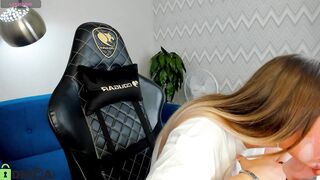 Little_Kristyy HD Porn Video [Stripchat] - hd, oil-show, striptease-white, smoking, masturbation-teens