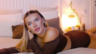 AnaisAnn Hot Porn Video [Myfreecams] - feet, wild, oil, open mind, sensual