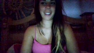 KinleySweetie Top Porn Video [Myfreecams] - natural, mom, PMs open, blue eyes, pretty feet