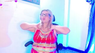 _samara Top Porn Video [Stripchat] - titty-fuck, big-tits-blondes, big-tits-white, masturbation, topless-white