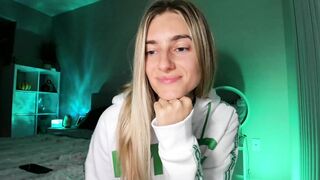 Vodka_Queen Cam Porn Video [Myfreecams] - Sensual, sexy, Young, Sensitive, Smile