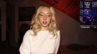 AmeliaRussso Top Porn Video [Myfreecams] - Bubble butt, Good girl, Flexible, Smiling, Playful