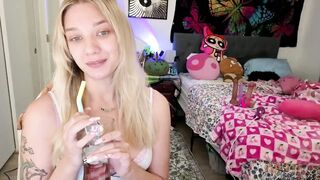 VioletRay Best Porn Video [Myfreecams] - Shy, Tall Girl, Skinny, Nice Ass, Flexible