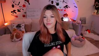 Watch Just_Vi Hot Porn Video [Myfreecams] - new model, smart, small boobs, smile, funny