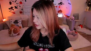 Watch Just_Vi Hot Porn Video [Myfreecams] - new model, smart, small boobs, smile, funny