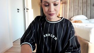 Serendypity HD Porn Video [Myfreecams] - striptease, pin up, skirt, rock, tease