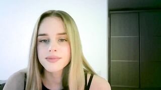 JuliaWatson Leaked Porn Video [Myfreecams] - gaming, slim, african, milk, brunette