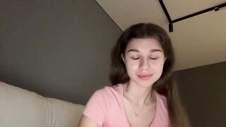 JewelReigns Best Porn Video [Myfreecams] - young, horny, pussy, shaved, petite