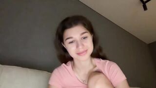 JewelReigns Best Porn Video [Myfreecams] - young, horny, pussy, shaved, petite