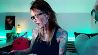 AlloyAsh Top Porn Video [Myfreecams] - Big tits, GasMonkeyGarage, Emo, Shaved, Alternative