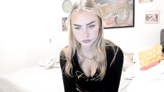 ariah_is_blonde New Porn Video [Chaturbate] - 18, blonde, teen, foot