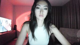 Vikki HD Porn Video [Myfreecams] - sloppy, squirter, 18years, devil, panties