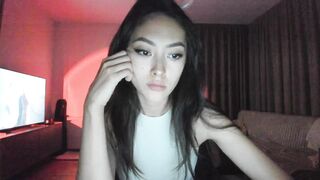 Vikki HD Porn Video [Myfreecams] - sloppy, squirter, 18years, devil, panties