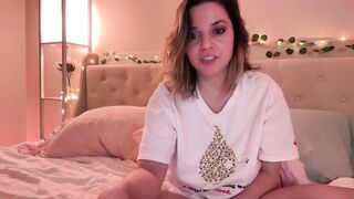 Watch kitatochips HD Porn Video [Chaturbate] - student, homemaker, lesbian, goddess, juicy