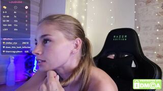 roxxxie_reid Cam Porn Video [Chaturbate] - fit, feet, 18, smalltitties