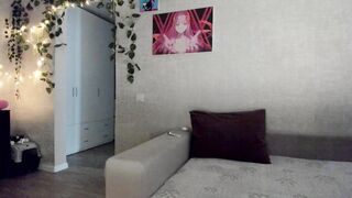 Watch mnialice Top Porn Video [Myfreecams] - all natural, redhead, green eyes, cute, oil