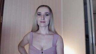 Watch LuciaAmazing Hot Porn Video [Myfreecams] - natural, hot, smile, boobs, smart