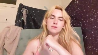 HoneyLimbed Hot Porn Video [Myfreecams] - switch, big lips, stoner, humiliation, sexy