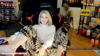 kimilee22 Cam Porn Video [Chaturbate] - german, lovense, english, blonde, gamergirl