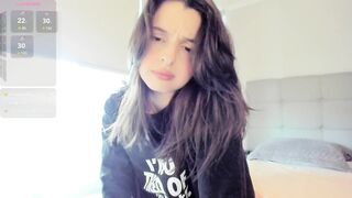 Watch yourfreakygirl HD Porn Video [Chaturbate] - feet, natural, latina, lovense, cum