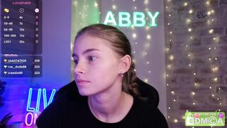 Watch roxxxie_reid Top Porn Video [Chaturbate] - fit, feet, 18, smalltitties