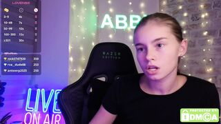 Watch roxxxie_reid Top Porn Video [Chaturbate] - fit, feet, 18, smalltitties