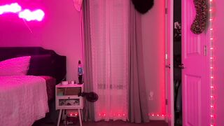 brielledaviss Top Porn Video [Chaturbate] - new, young, sexy, brunette, teen