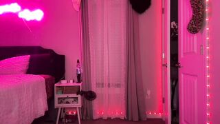 brielledaviss Top Porn Video [Chaturbate] - new, young, sexy, brunette, teen