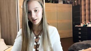 Watch emi__ly HD Porn Video [Chaturbate] - new, shy, 18, curvy, bigboobs