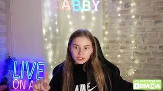 roxxxie_reid HD Porn Video [Chaturbate] - fit, feet, 18, smalltitties