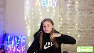 roxxxie_reid HD Porn Video [Chaturbate] - fit, feet, 18, smalltitties