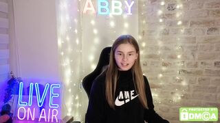 roxxxie_reid HD Porn Video [Chaturbate] - fit, feet, 18, smalltitties