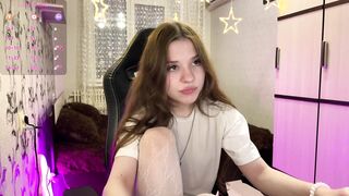 Watch krystlehymel HD Porn Video [Chaturbate] - new, shy, 18, skinny, cute