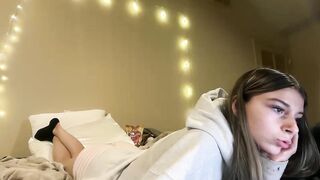 Watch clairewalkerrr Hot Porn Video [Chaturbate] - new, smalltits, innocent, 18, brunette